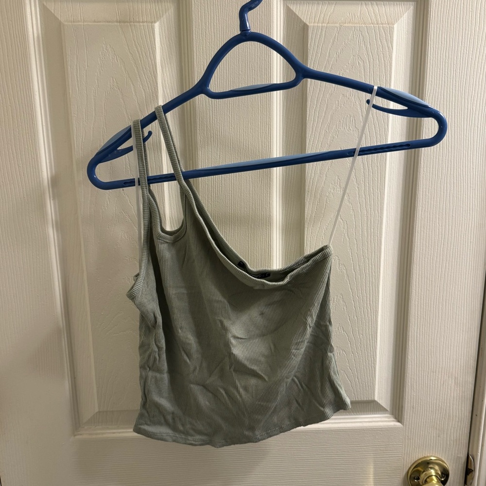 Lash Next Door Brooklyn & Bailey One Shoulder Crop Top